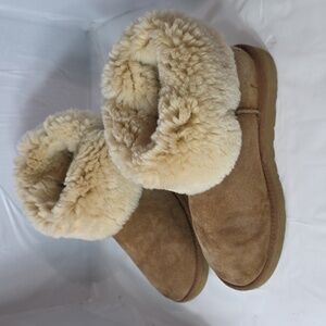 UGG Tan Sheepskin Winter Boots W7